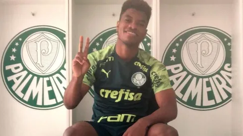 Newton Williams firma con el Palmeiras de Brasil