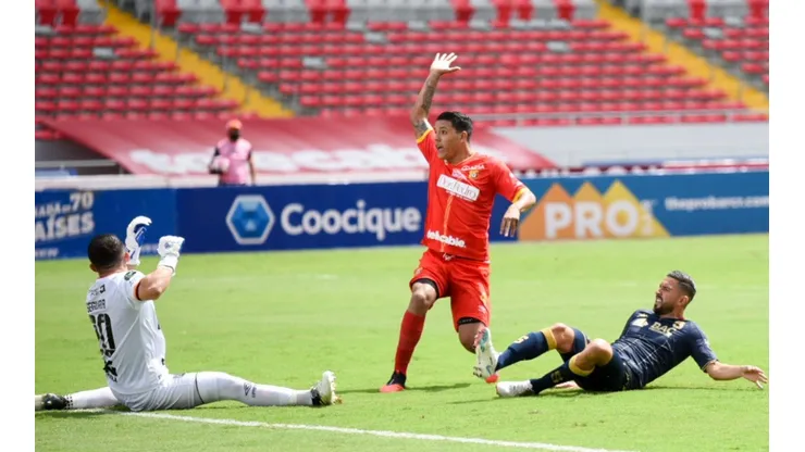 Unafut anuncia que adelantó la final de la Liga Promerica