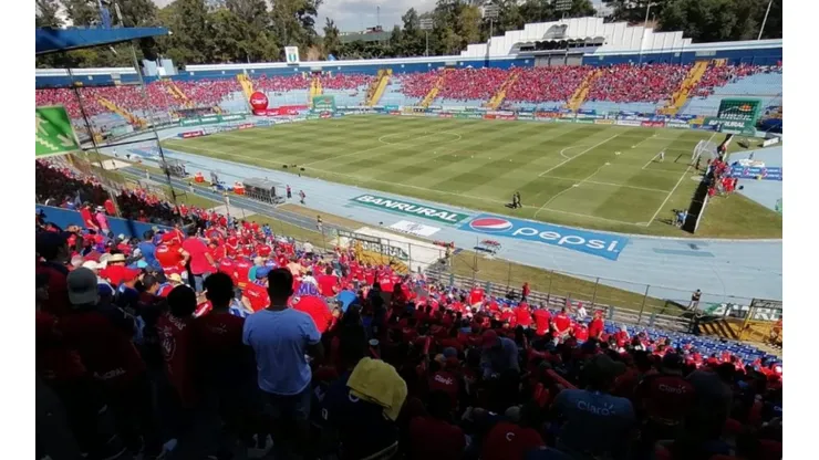 La Liga Nacional de Guatemala analiza el regreso de la afición a los estadios