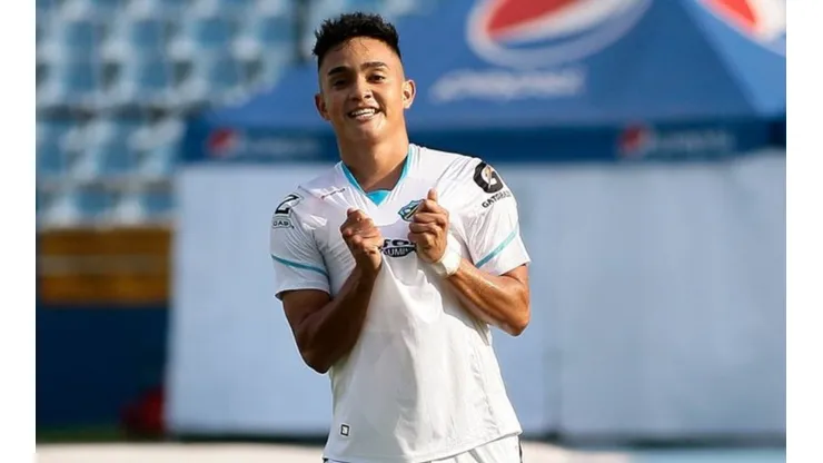 Oscar Santis: La nueva joya del futbol guatemalteco