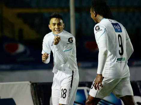 Comunicaciones fue el ganador del Clásico de Guatemala al remontarle a Municipal