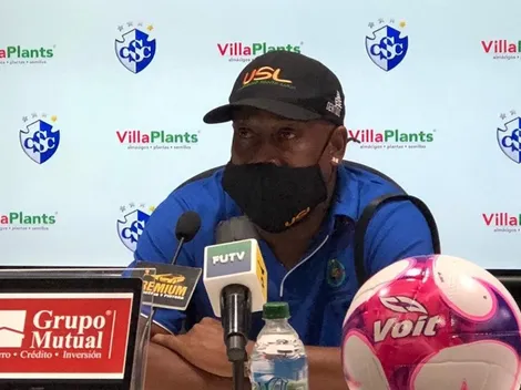 Hernán Medford: "Algunos no están al nivel"