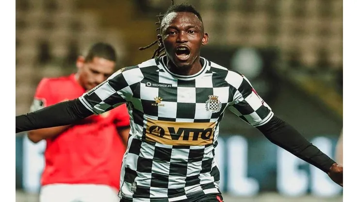 Alberth Elis es nombrado MVP en la victoria del Boavista contra Benfica