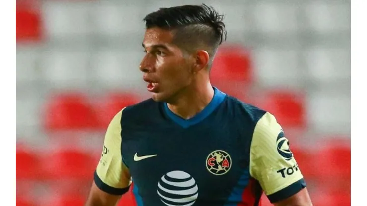 Chucho López casi no suma minutos en el América desde que eligió Guatemala