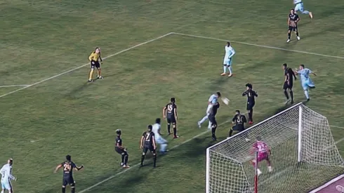 Bolivar vs Guaraní: Roberto Domínguez anotó gol histórico en Copa Libertadores