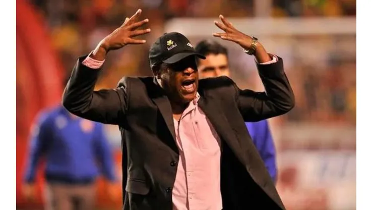 Medford lanza un duro mensaje a los jugadores de la selección