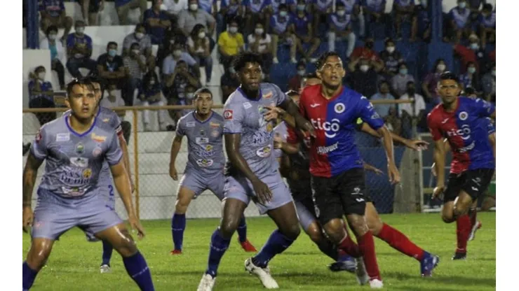 FAS empezó mal el Apertura 2020 y cayó 3-1 contra Isidro Metapán