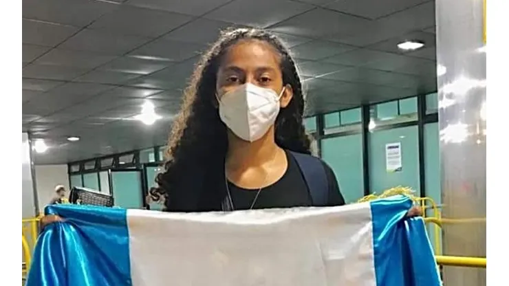 Jennifer Ortiz nueva jugadora del CD Monte Féminas