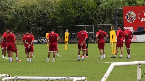 Posible caso de coronavirus en Alajuelense produce bajas en la selección