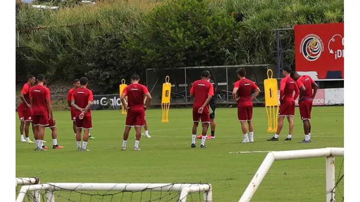 Posible caso de coronavirus en Alajuelense produce bajas en la selección