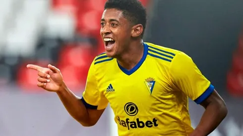 Anthony "Choco" Lozano le da la victoria al Cádiz con brillante jugada