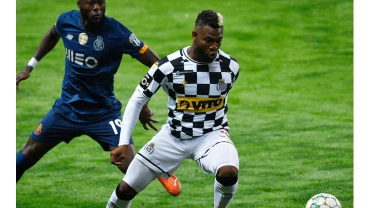 Benguché fue titular y Elis debutó, pero Boavista cayó por 5-0 contra el Porto