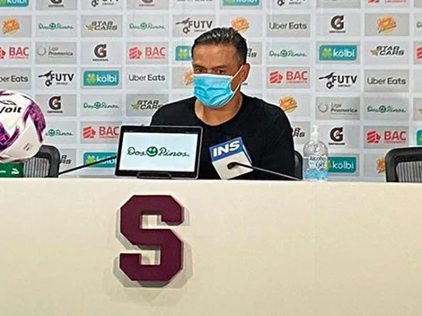 Walter Centeno admite estar "golpeado" tras la "catastrófica" derrota ante Cartaginés