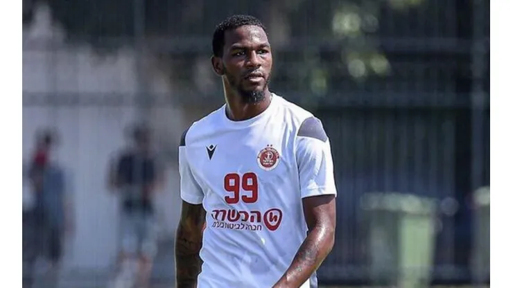 Omar Browne deja Europa y vuelve a Panamá