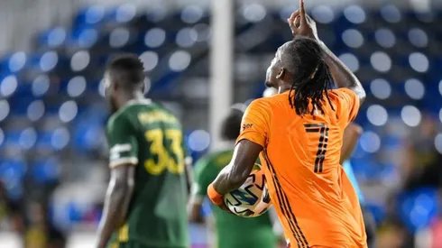 Alberth Elis se despidió del Houston Dynamo