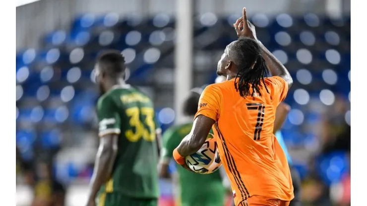 Alberth Elis se despidió del Houston Dynamo