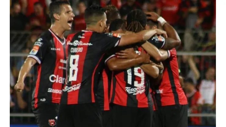 Alajuelense confirma la llegada de un nuevo defensor