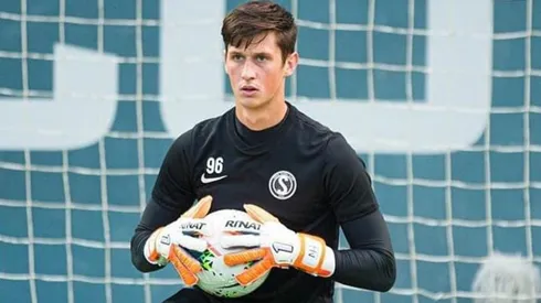 Nicholas Hagen fue titular por primera vez en Europa y su equipo perdió