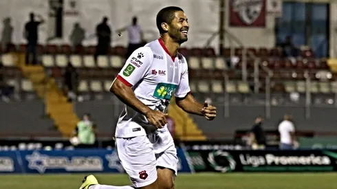 Álvaro Saborío registró otra anotación con La Liga.