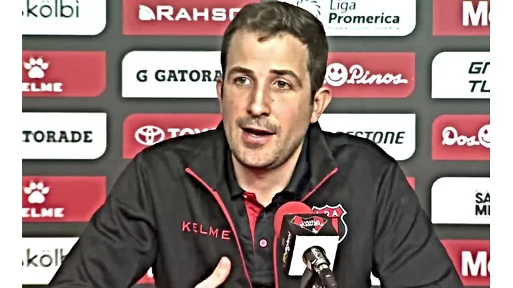 Agustín Lleida en rueda de prensa