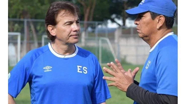 Carlos De los Cobos confirma primera convocatoria de El Salvador