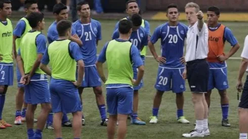 Ex DT de la Selecta será asistente de Koeman en el Barcelona