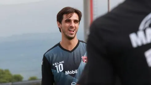 ¿Será titular? Bryan Ruiz jugará en Alajuelense tras 14 años