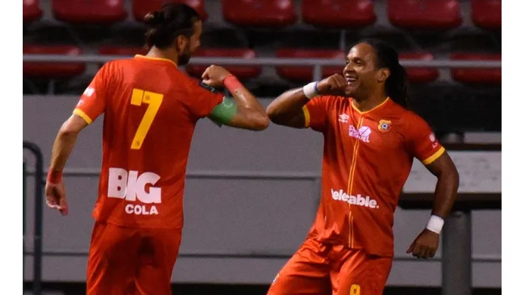 Jonathan McDonald fue figura en la victoria de Herediano por 2-0 contra Saprissa