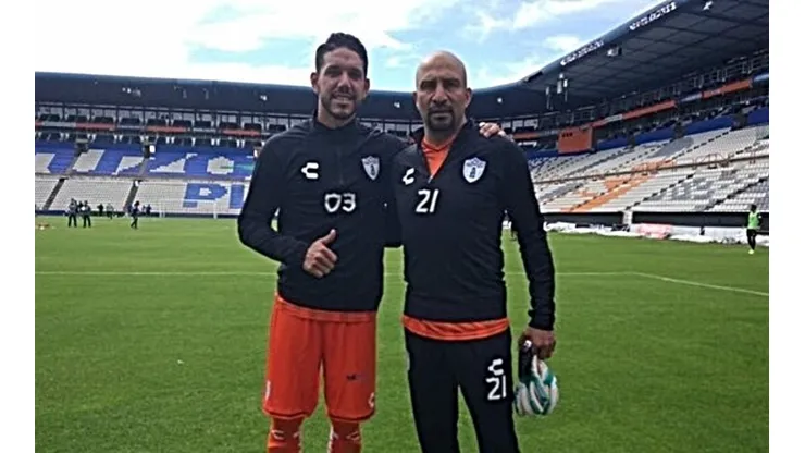 Leonel Moreira aconsejado por exjugador azteca