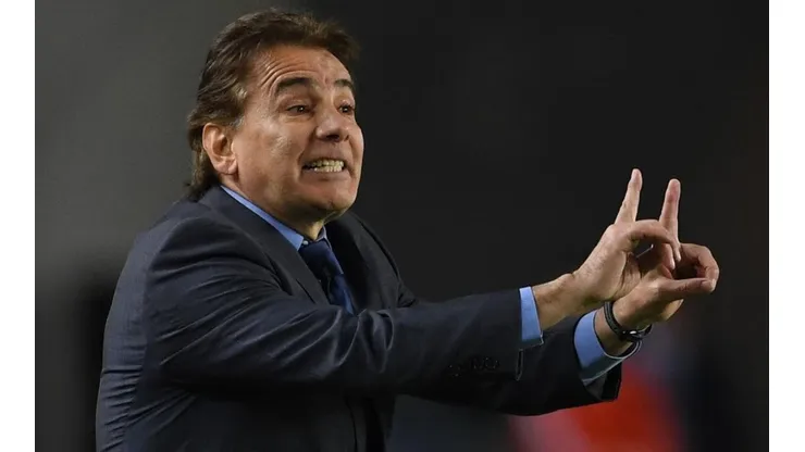 Carlos de los Cobos, seleccionador de El Salvador