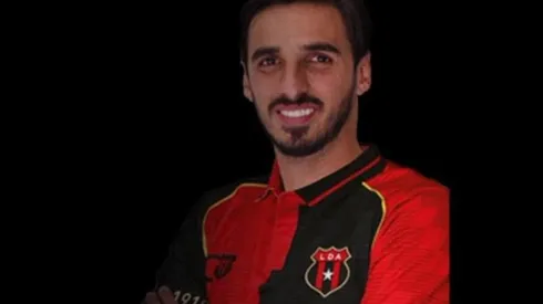 Bryan Ruiz está en Costa Rica