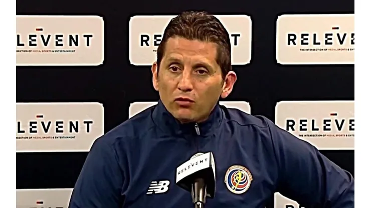 Ronald González pide modificación en el fútbol nacional