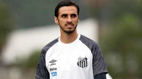 Bryan Ruiz demandará al Santos