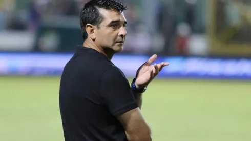 Diego Vázquez criticó al gobierno: "Me parece ilógico que sigan cobrando todo"