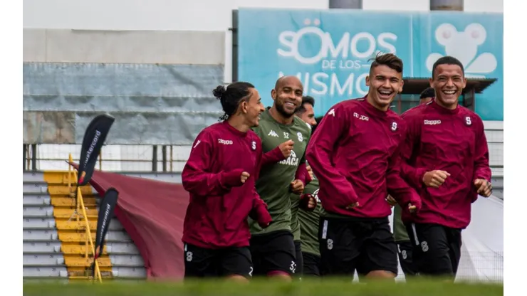 Los clubes costarricenses que dejaron de entrenar por la alerta naranja