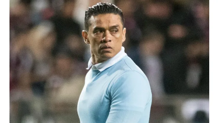 A Wálter Centeno se le finalizó el contrato con Saprissa y todavía no renovó