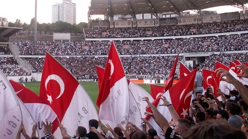 Fanáticos turcos, país donde vio actividad un legionario