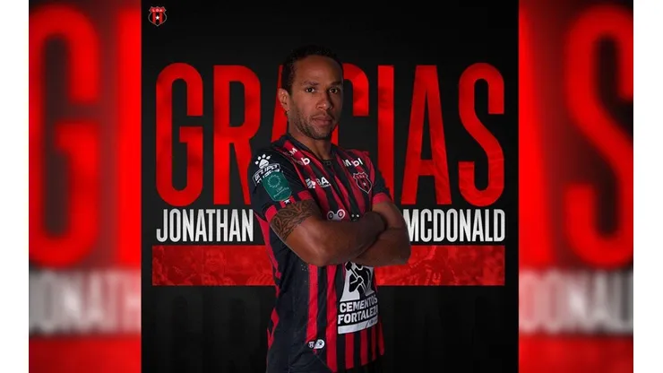 Alajuelense se despidió de Jonathan McDonald