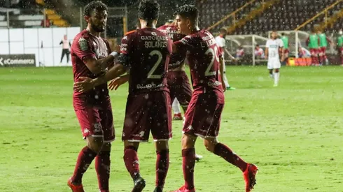 ¡Barrida en el Saprissa! Anunciaron la salida de seis futbolistas