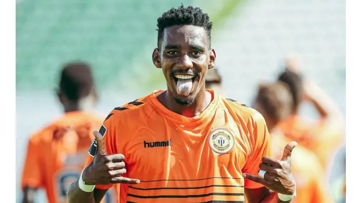 Bryan Róchez reveló cuál será su futuro en Europa