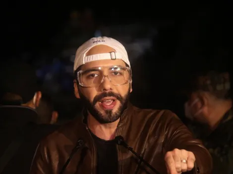 Bukele de nuevo contra sus críticos