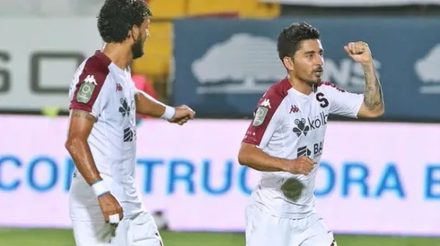 Saprissa derrotó 2-0 a La Liga y pegó primero en la gran final