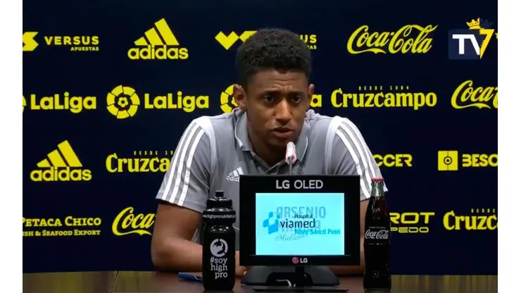 Choco Lozano en conferencia de prensa