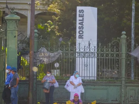 Médicos de El Salvador confirman que hospitales ya están colapsados