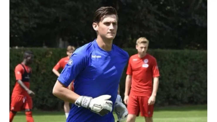 Oficial: Nicholas Hagen se va al extranjero