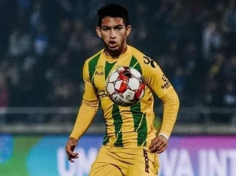 Jonathan Rubio se suma con sus compañeros a la protesta en contra del racismo