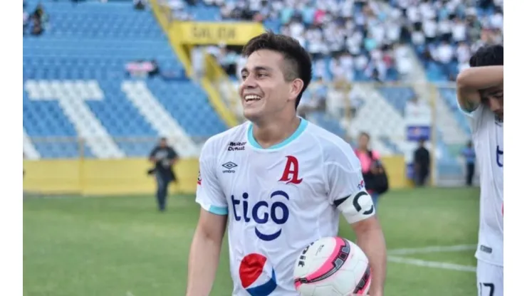 Alianza recuerda a Fito Zelaya y aumentan los rumores de su regreso