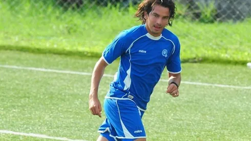 Futbolista salvadoreño confiesa que incursionará en la política nacional