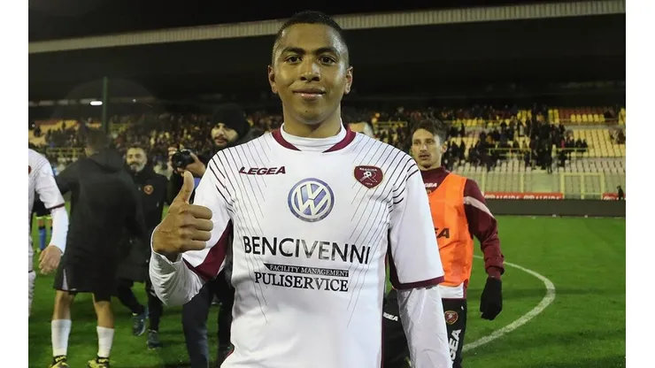 Rigoberto Rivas festeja con el Reggina