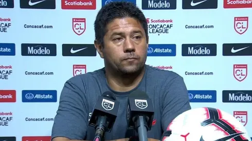 El entrenador de Alianza se vuelve a su país y no sabe cuando regresará a El Salvador